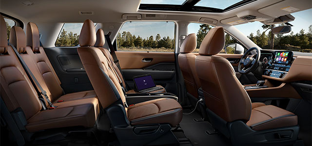 2023 Nissan Pathfinder Interior