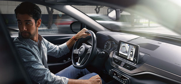 2022 Nissan Altima Interior